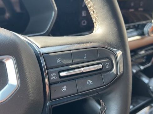 Used 2023 GMC Canyon AT4 w/ AT4 Premium Package image 14