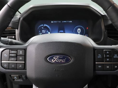 Used 2025 Ford F150 Lightning Lariat AWD/4WD image 15