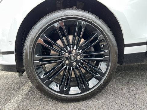 New 2026 Land Rover Range Rover Velar Dynamic SE image 27