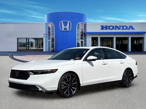 New 2026 Honda Accord Touring image 2