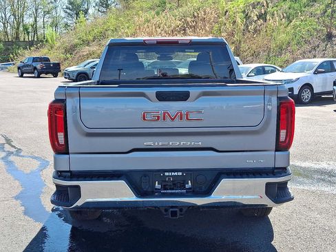 Used 2025 GMC Sierra 1500 SLT AWD/4WD image 5