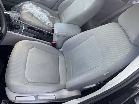 Used 2016 Volkswagen Passat 1.8T S FWD image 26