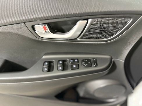 Used 2022 Hyundai Kona SEL w/ Convenience Package AWD/4WD image 19