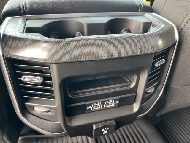 New 2026 RAM 3500 Big Horn AWD/4WD image 22