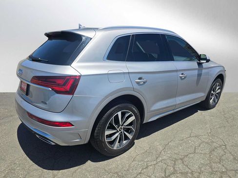 Used 2023 Audi Q5 2.0T Premium Plus w/ Premium Plus Package AWD/4WD image 3