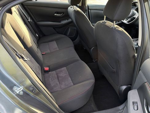 Used 2025 Nissan Sentra SR FWD image 12