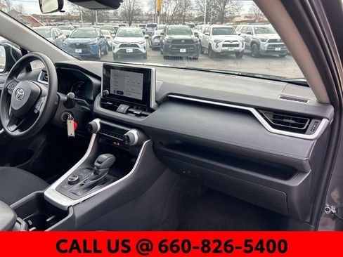Used 2025 Toyota RAV4 LE image 8