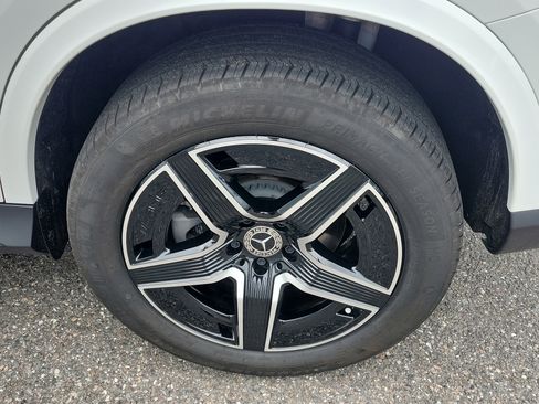 Certified 2026 Mercedes-Benz GLC 300 4MATIC image 5