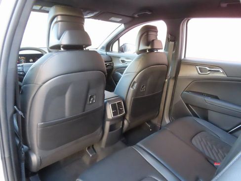 Certified 2026 Kia Sportage X-Line AWD/4WD image 26