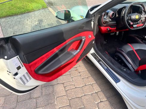 Used 2022 Ferrari F8 Tributo RWD image 24