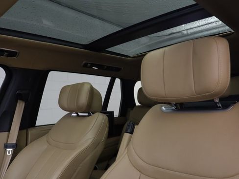 Certified 2025 Land Rover Range Rover Long Wheelbase Autobiography AWD/4WD image 15
