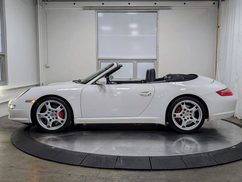 Used 2008 Porsche 911 Carrera S RWD image 5