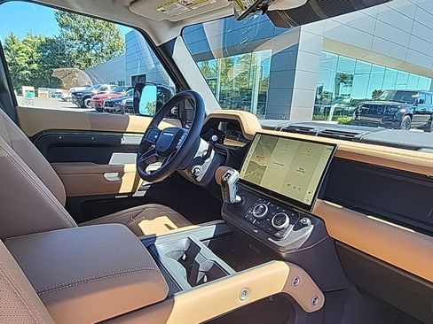 New 2026 Land Rover Defender 110 X-Dynamic SE AWD/4WD image 20