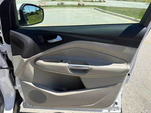 Used 2018 Ford Escape Titanium FWD image 23
