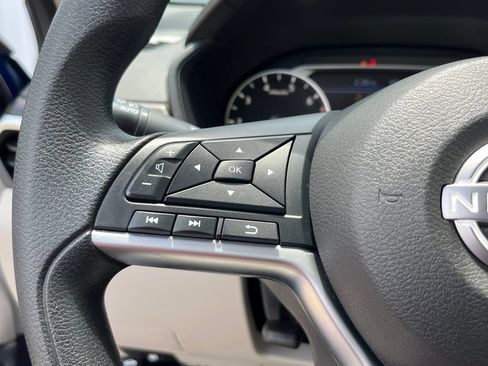 Used 2025 Nissan Altima 2.5 SV FWD image 20