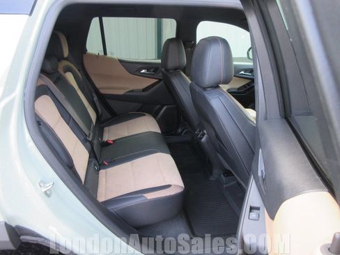 Used 2025 Chevrolet Equinox ACTIV image 15