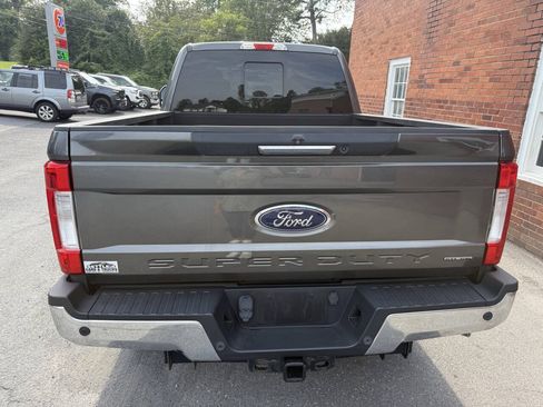 Used 2017 Ford F250 Lariat w/ Chrome Package AWD/4WD image 6