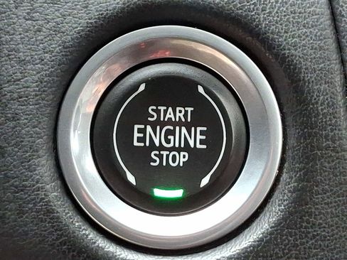 Used 2022 Chevrolet Tahoe Z71 w/ Luxury Package image 26