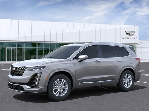 New 2025 Cadillac XT6 Luxury FWD image 2