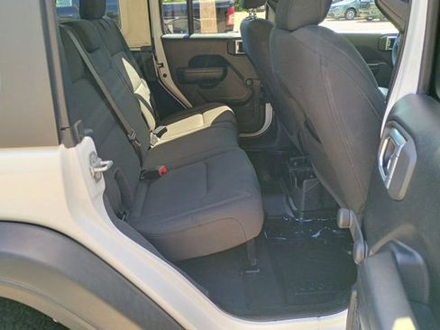 Used 2021 Jeep Wrangler Unlimited Sport image 16