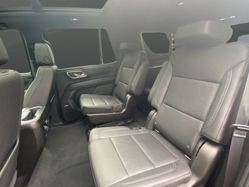 Used 2021 Chevrolet Tahoe LT w/ LT Signature Package AWD/4WD image 23