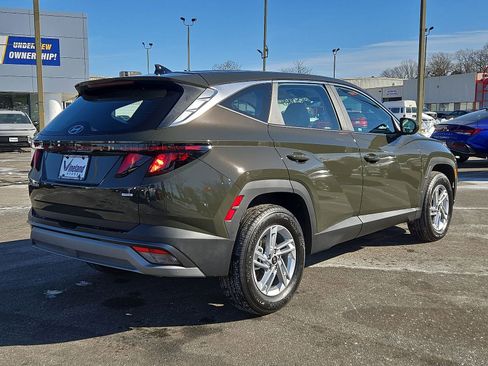 Used 2025 Hyundai Tucson SE image 30