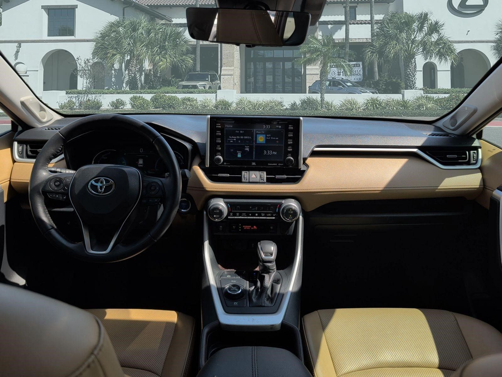 Used 2020 Toyota RAV4 Limited w/ Limited Grade Weather Package AWD/4WD image 27