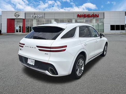 Used 2023 Genesis GV70 2.5T AWD/4WD image 7
