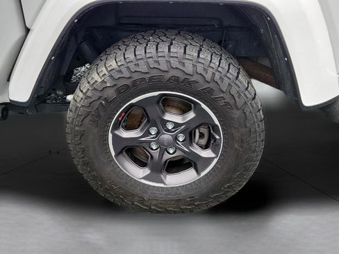 Used 2021 Jeep Gladiator Overland image 7