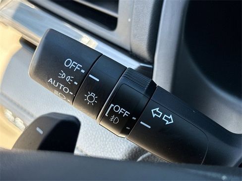 Used 2023 Honda Odyssey Elite image 35