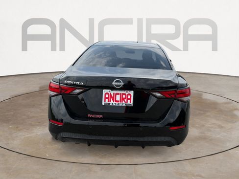 Used 2025 Nissan Sentra S FWD image 9