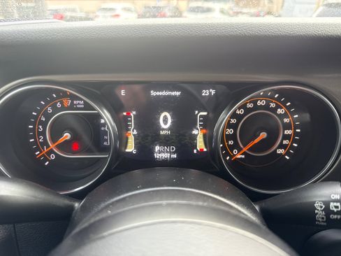 Used 2019 Jeep Wrangler Unlimited Sport S image 11