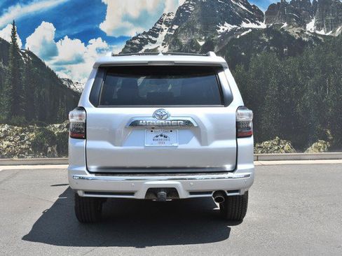 Used 2014 Toyota 4Runner Limited AWD/4WD image 10