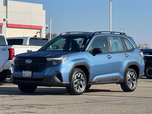Used 2025 Subaru Forester image 10