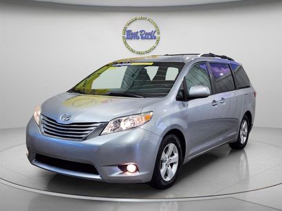 Used 2015 Toyota Sienna LE