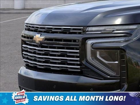 New 2026 Chevrolet Suburban High Country AWD/4WD image 13