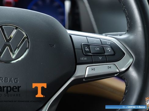 Used 2024 Volkswagen Atlas Cross Sport SEL R-Line AWD/4WD image 60