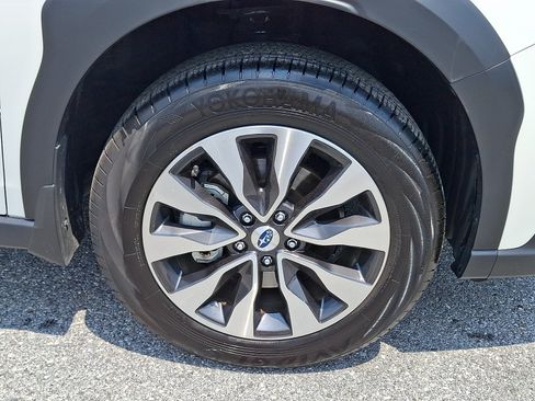 Certified 2025 Subaru Outback Touring XT AWD/4WD image 8