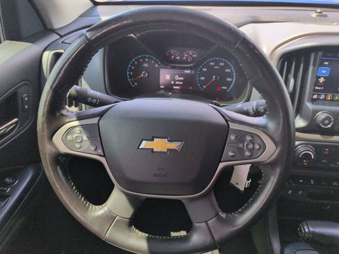 Used 2019 Chevrolet Colorado Z71 AWD/4WD image 14