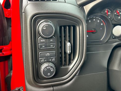 Used 2019 Chevrolet Silverado 1500 Custom Trail Boss image 19