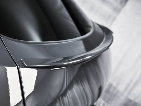 Used 2023 BMW X6 M50i w/ Executive Package image 82