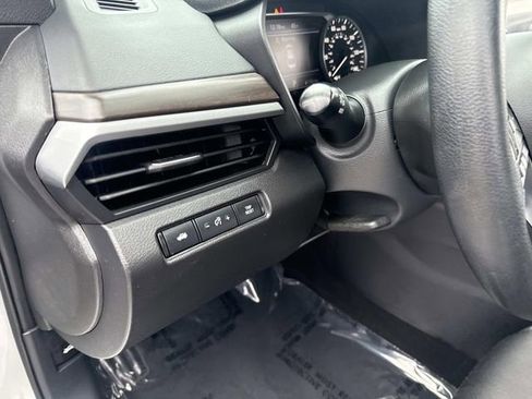 Used 2024 Nissan Altima 2.5 SV image 23