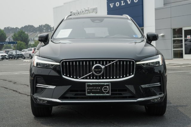 Certified 2023 Volvo XC60 B5 Plus w/ Climate Package AWD/4WD image 3