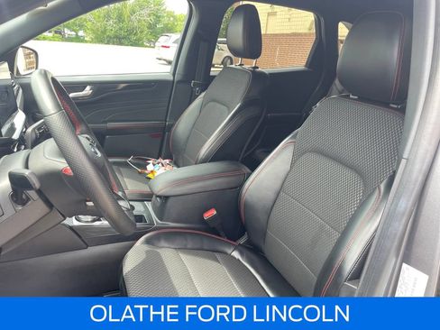 Certified 2023 Ford Escape ST-Line Select w/ Tech Pack #1 AWD/4WD image 13