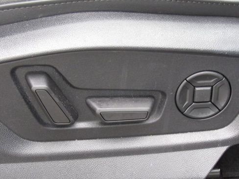 Used 2023 Audi Q7 2.0T Premium Plus w/ Premium Plus Package AWD/4WD image 21