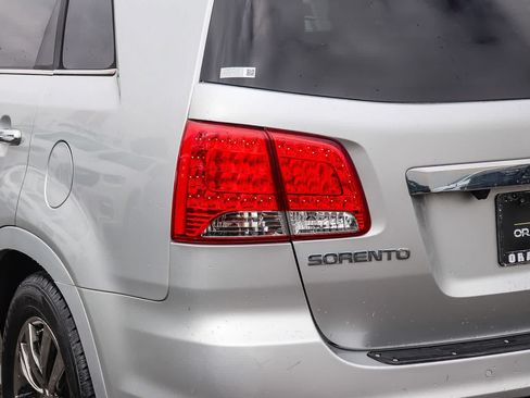 Used 2012 Kia Sorento SX FWD image 7