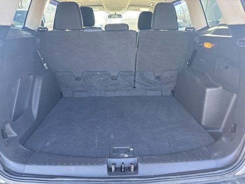 Used 2019 Ford Escape SE image 43