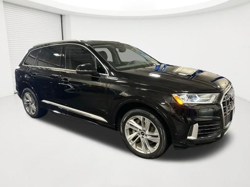 Used 2022 Audi Q7 3.0T Premium Plus image 3
