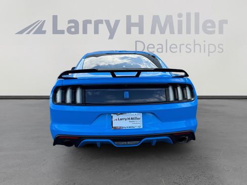 Used 2017 Ford Mustang GT Premium w/ Equipment Group 401A image 4