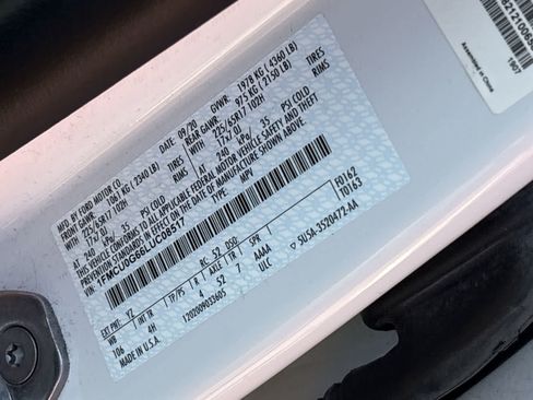 Used 2020 Ford Escape SE FWD image 25